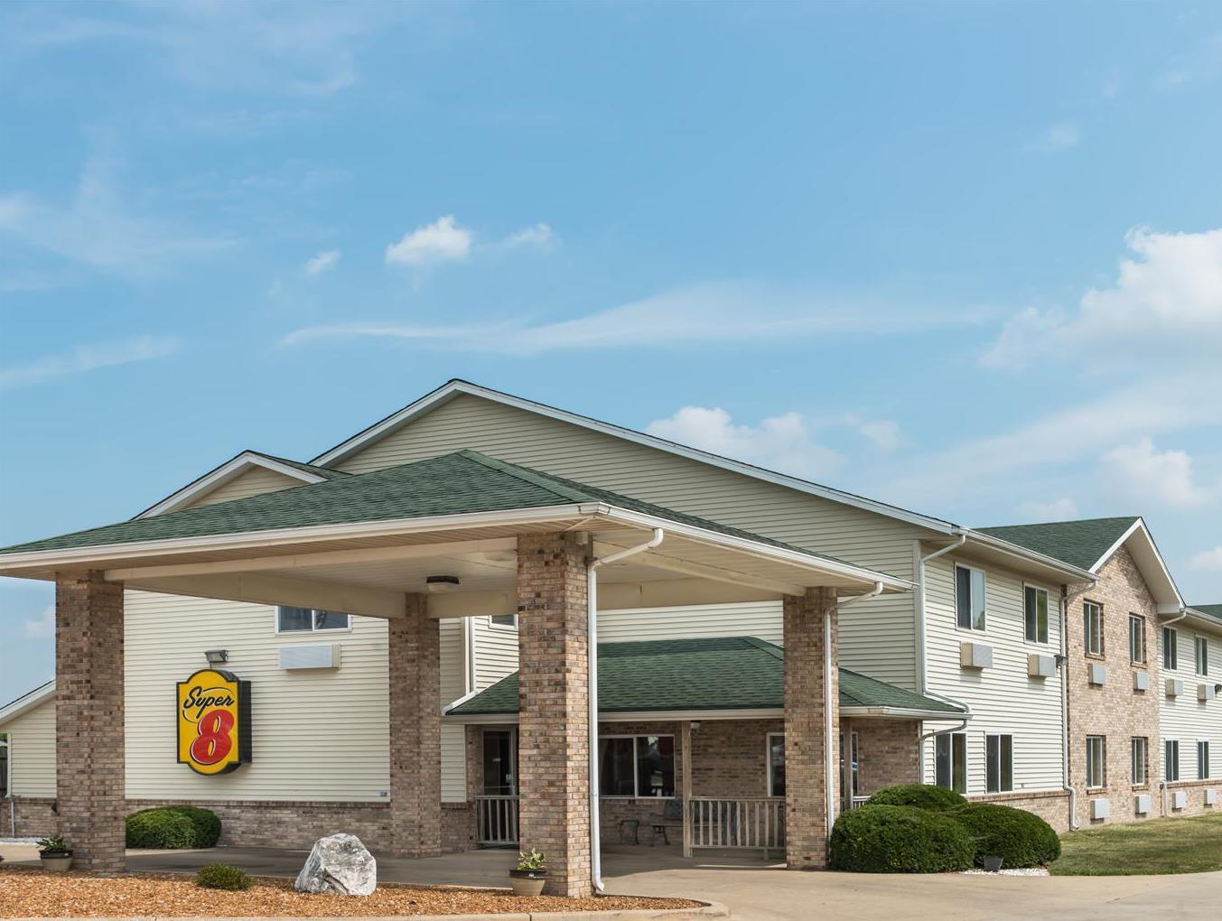 Super 8 By Wyndham Greenville מראה חיצוני תמונה