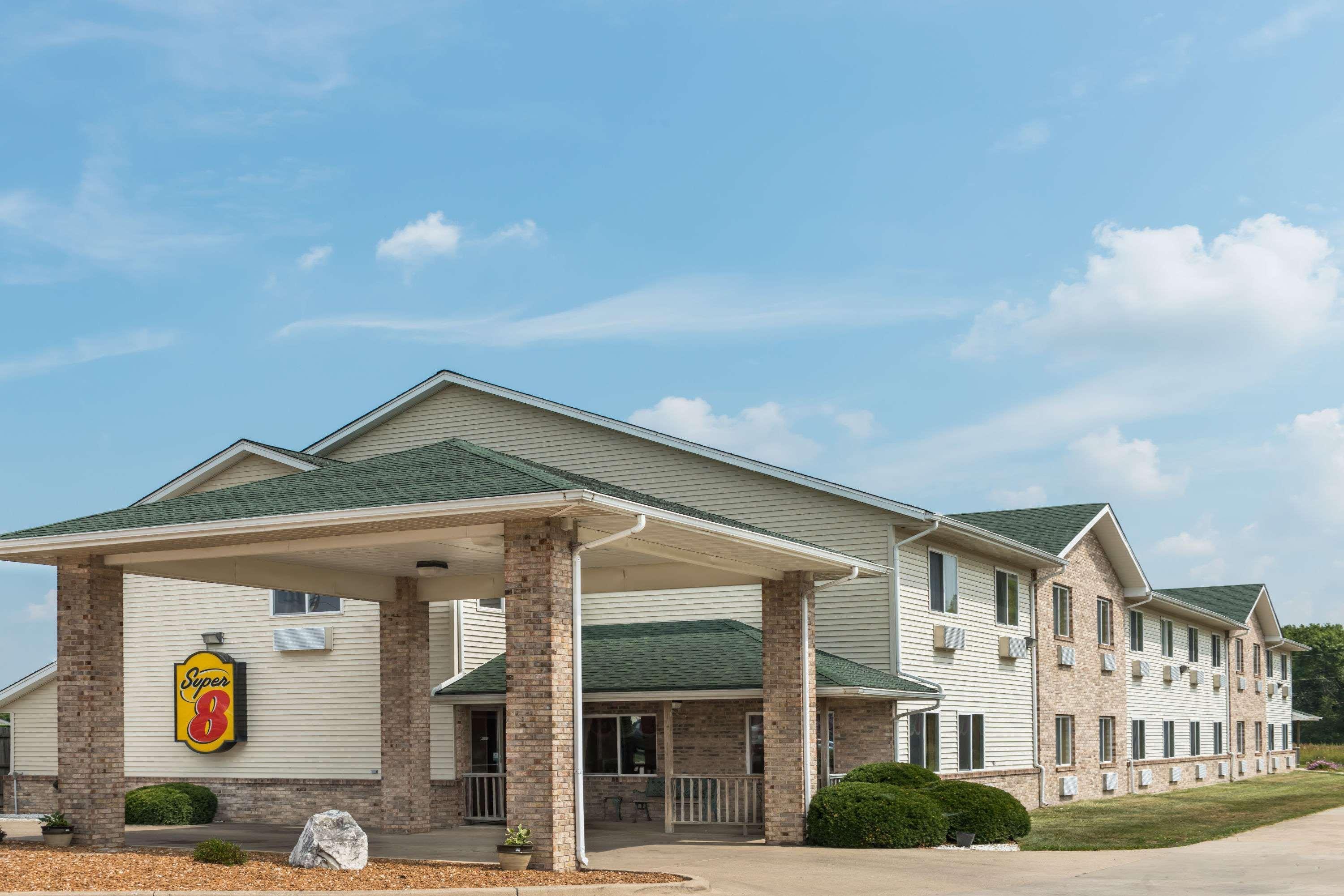Super 8 By Wyndham Greenville מראה חיצוני תמונה