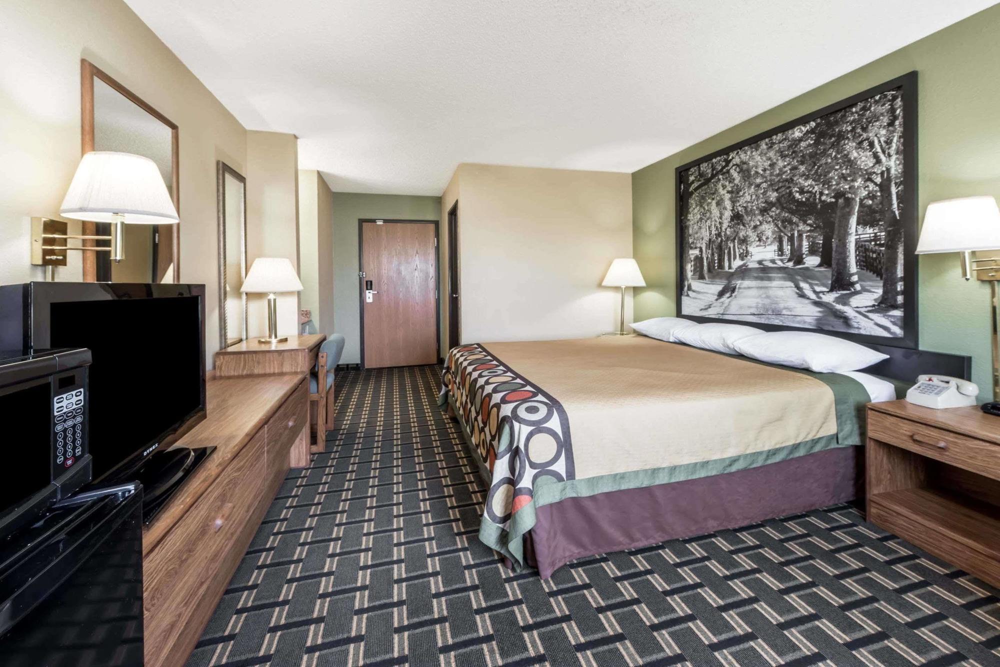 Super 8 By Wyndham Greenville מראה חיצוני תמונה